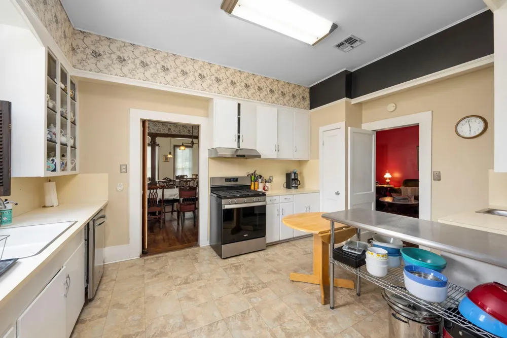 1118 Prairie Street Columbus, TX 78934