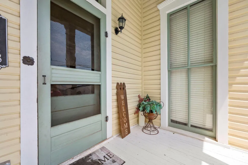 1118 Prairie Street Columbus, TX 78934