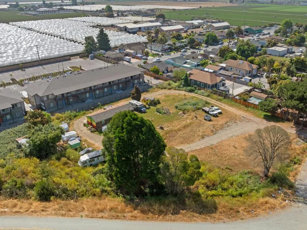 124 Gonda Street Royal Oaks, CA 95076