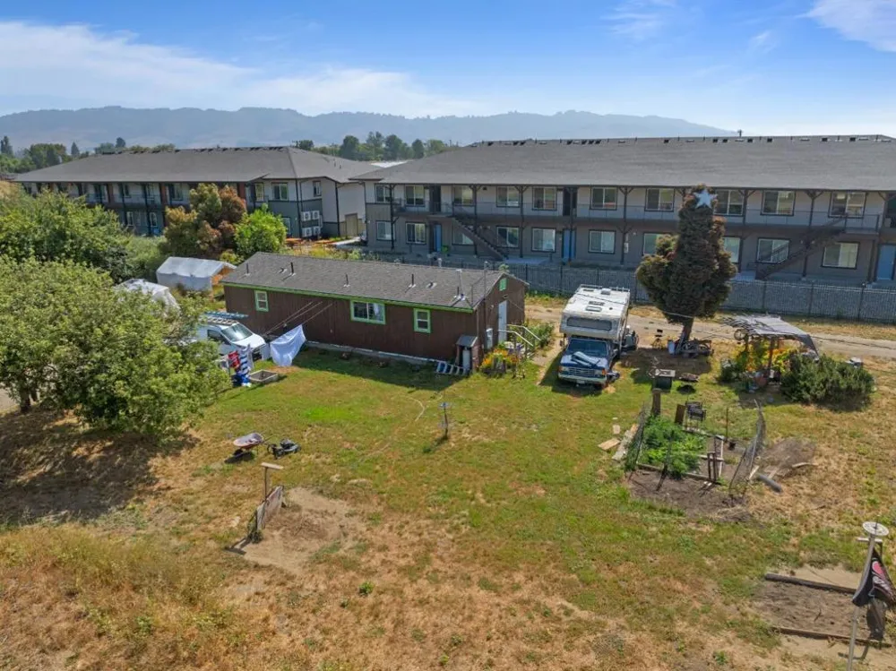 124 Gonda Street Royal Oaks, CA 95076