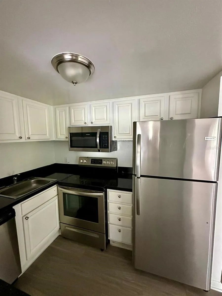 2519 ALAFAYA TRAIL #34 Orlando, FL 32826