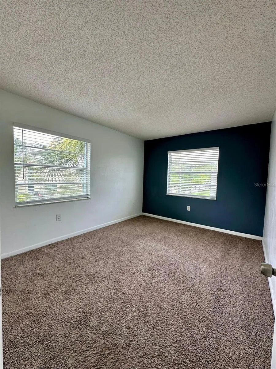 2519 ALAFAYA TRAIL #34 Orlando, FL 32826