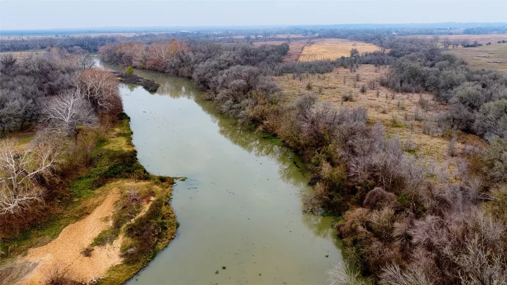 531 Highway 71 W Smithville, TX 78957