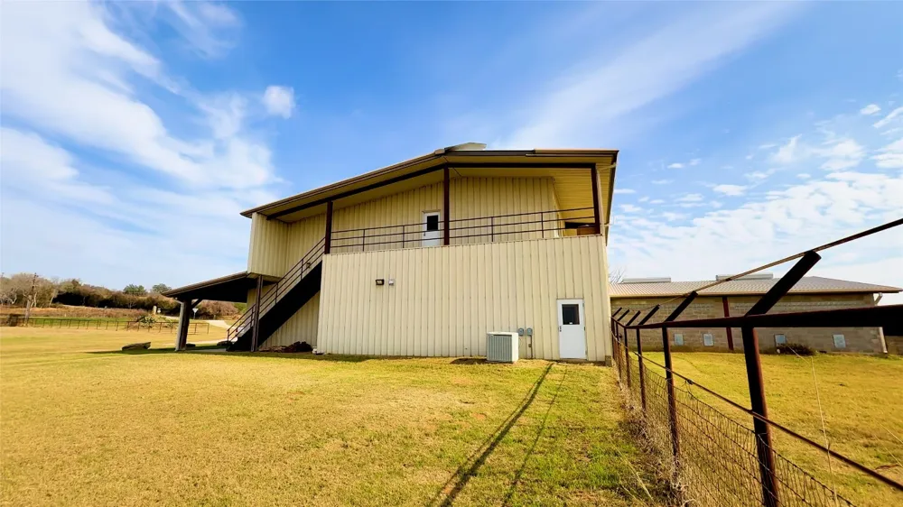 531 Highway 71 W Smithville, TX 78957