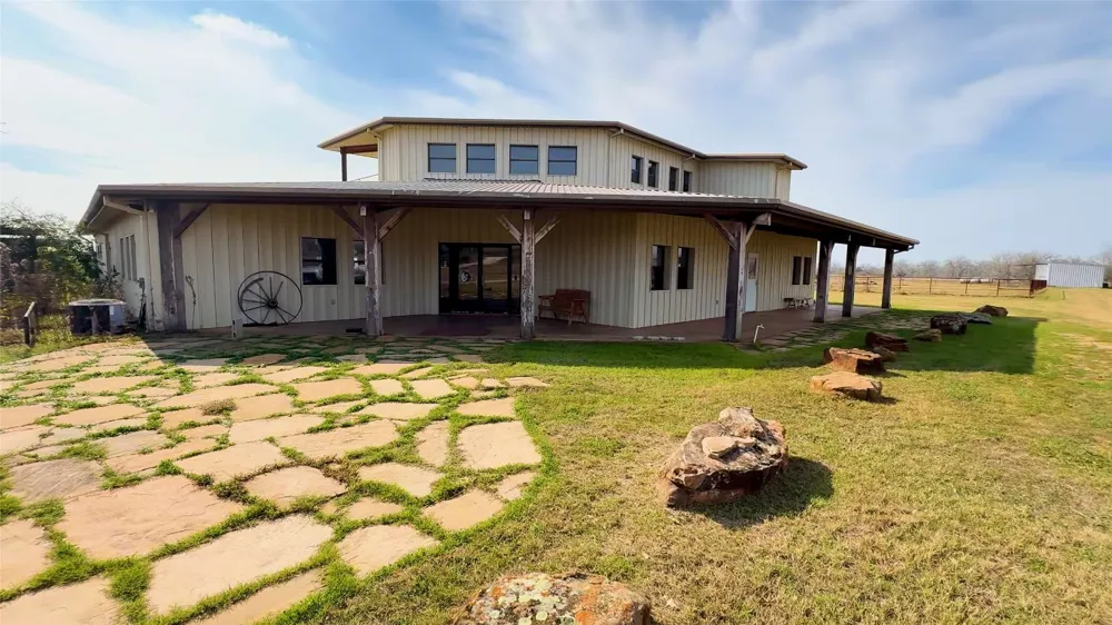 531 Highway 71 W Smithville, TX 78957