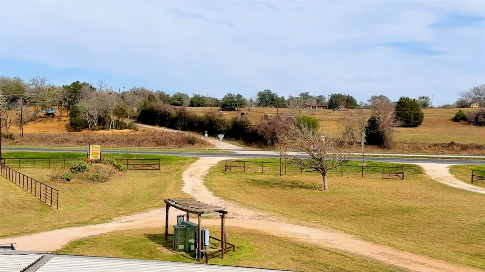 531 Highway 71 W Smithville, TX 78957