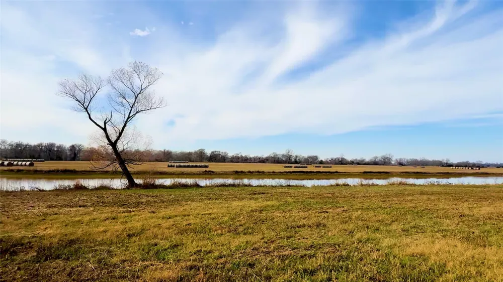 531 Highway 71 W Smithville, TX 78957