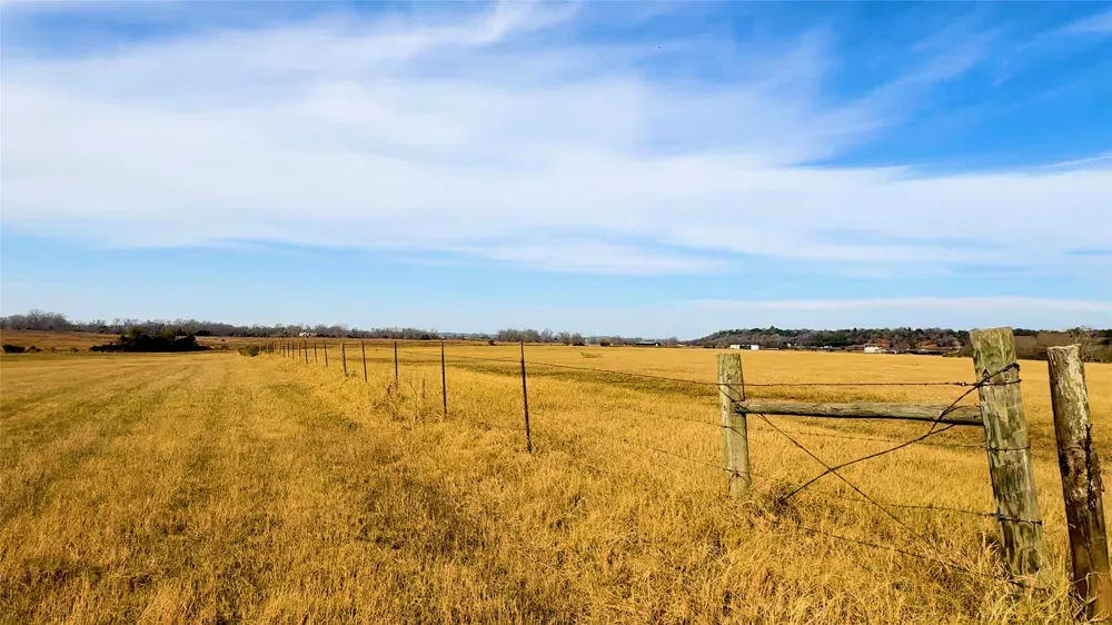 531 Highway 71 W Smithville, TX 78957