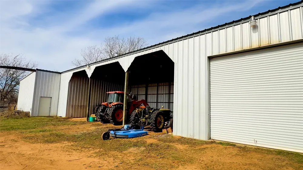 531 Highway 71 W Smithville, TX 78957