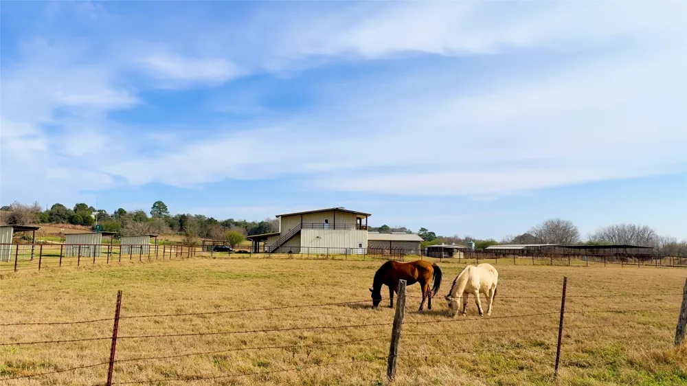 531 Highway 71 W Smithville, TX 78957