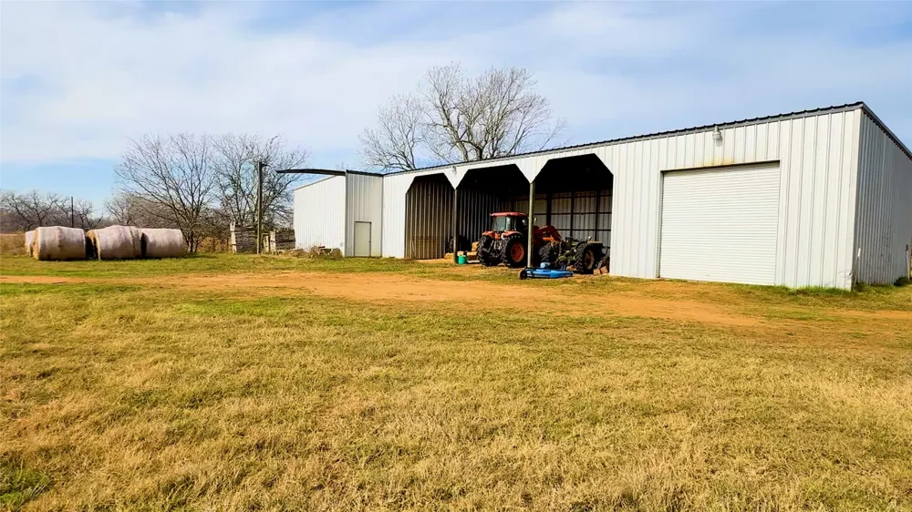 531 Highway 71 W Smithville, TX 78957