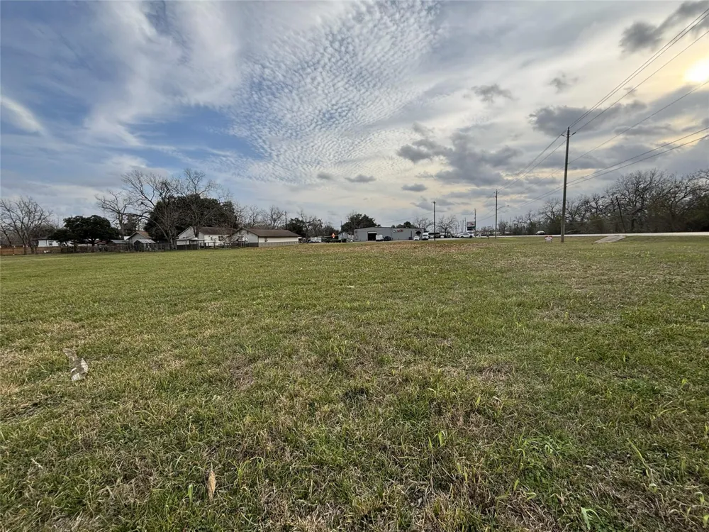 205 W Columbus Drive Wharton, TX 77488
