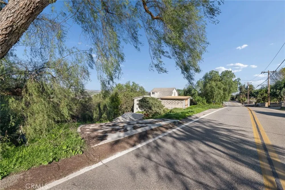 10791 Citrus Moorpark, CA 93021
