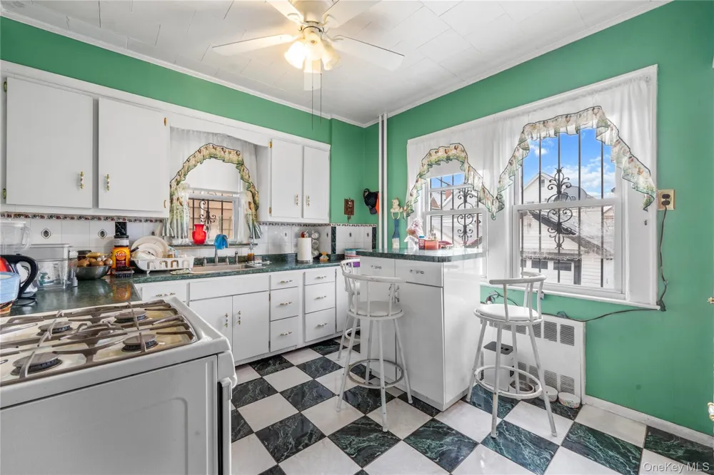 10480 113th Street Richmond Hill S., NY 11419