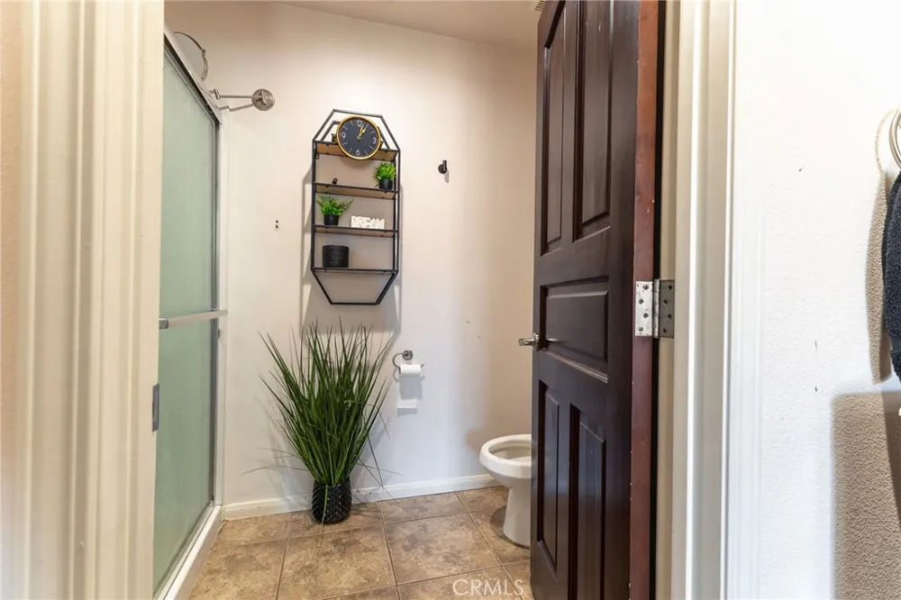 14176 Kiowa Apple Valley, CA 92307