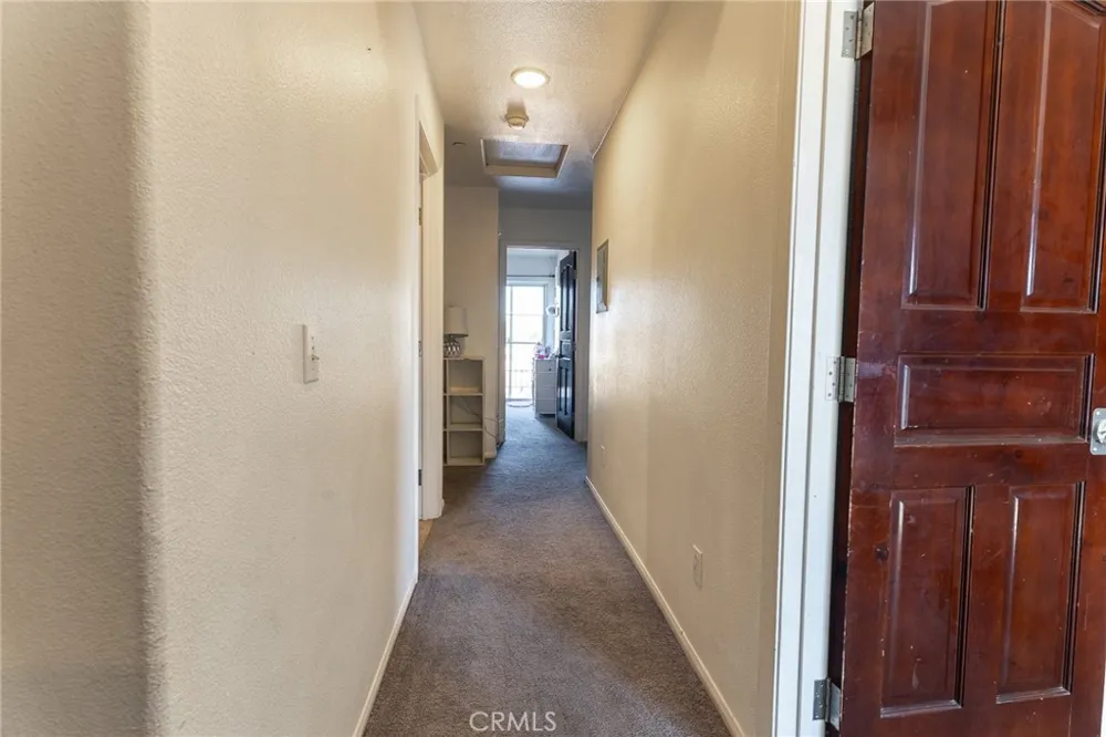 14176 Kiowa Apple Valley, CA 92307