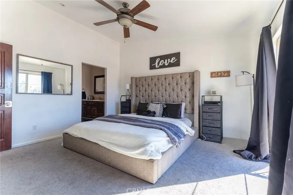 14176 Kiowa Apple Valley, CA 92307