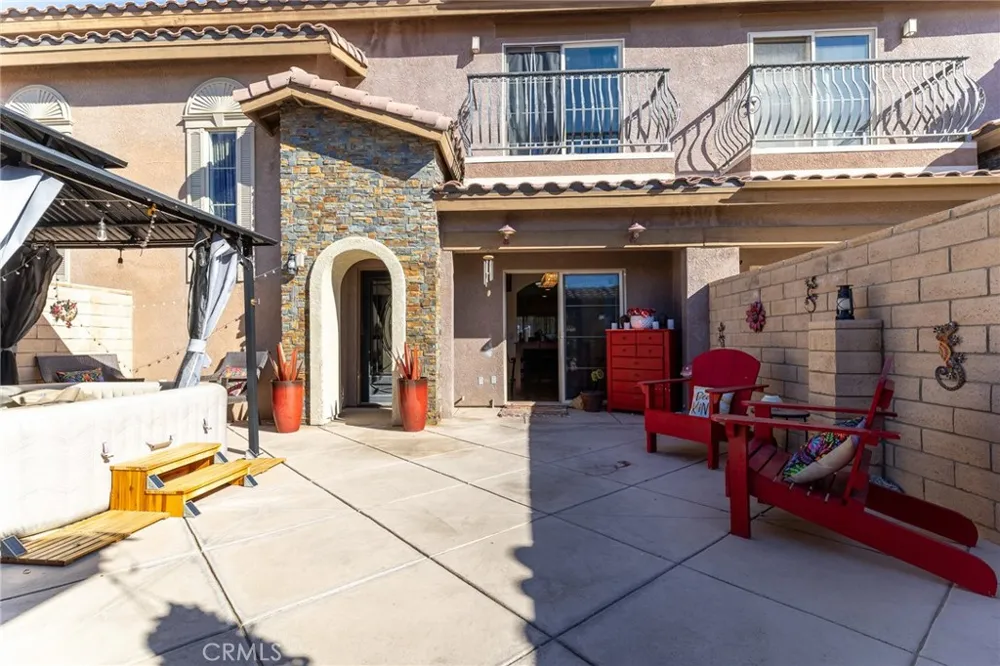 14176 Kiowa Apple Valley, CA 92307