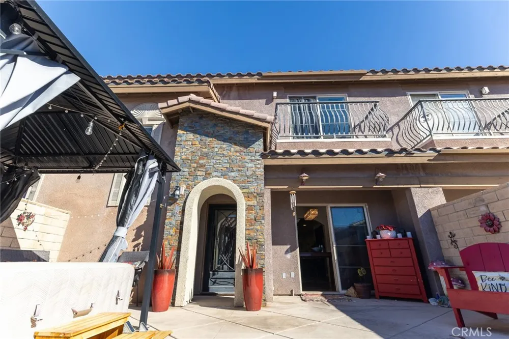 14176 Kiowa Apple Valley, CA 92307