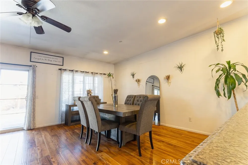 14176 Kiowa Apple Valley, CA 92307