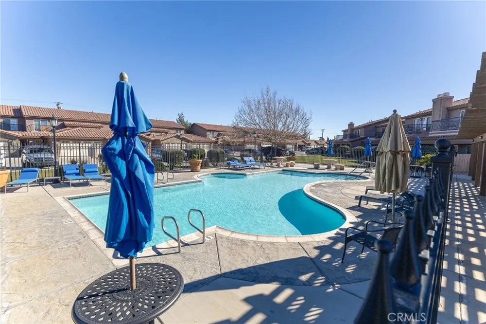 14176 Kiowa Apple Valley, CA 92307