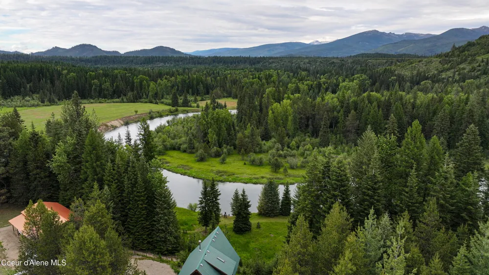 5359 Gleason McAbee Falls Road Priest River, ID 83856