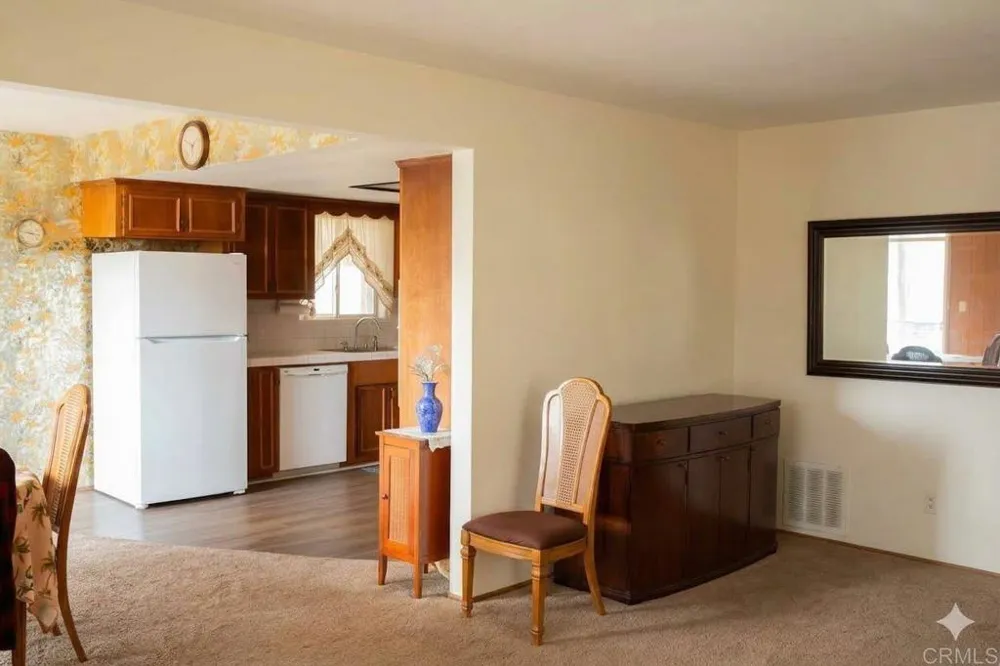 3458 Central Spring Valley, CA 91977