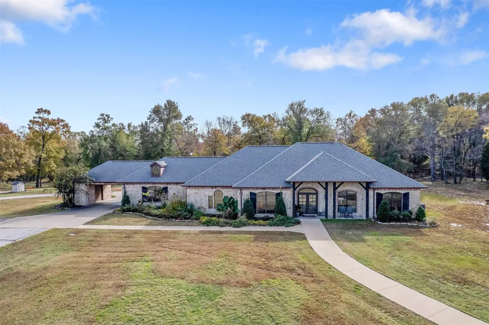 12001 St Hwy 31 Malakoff, TX 75148