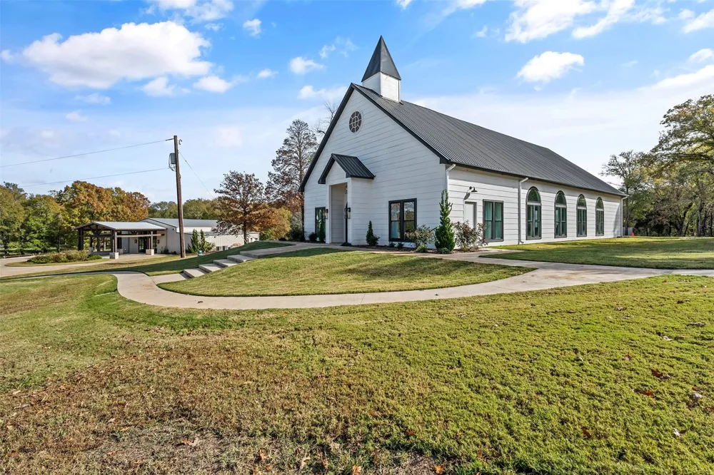 12001 St Hwy 31 Malakoff, TX 75148
