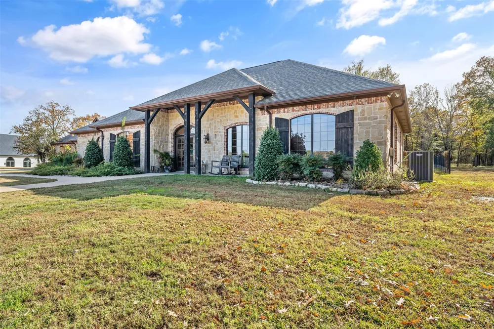 12001 St Hwy 31 Malakoff, TX 75148