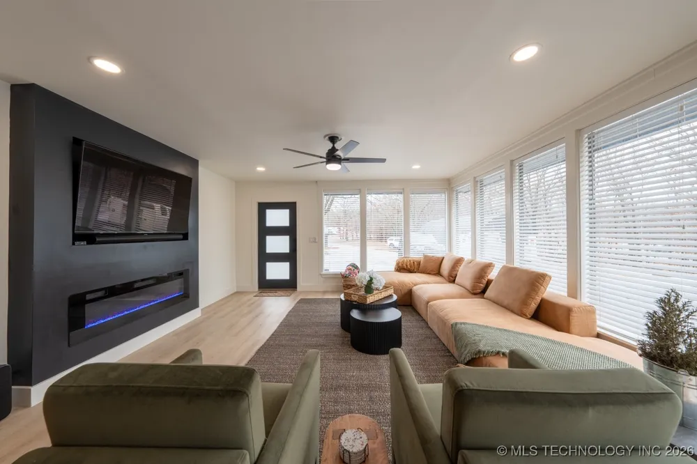 33501 S 4507 ROAD Afton, OK 74331