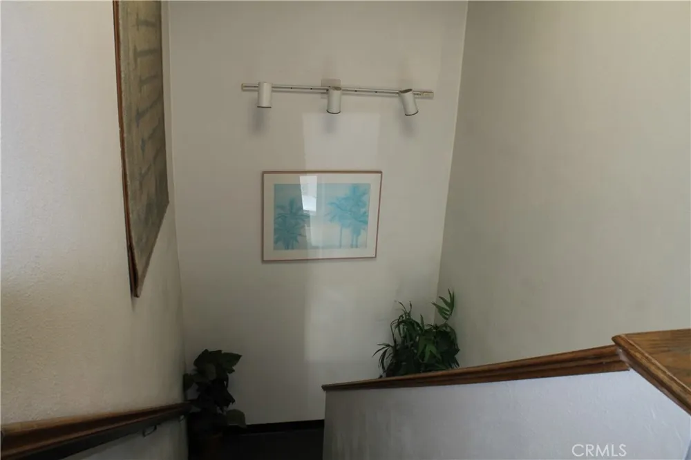 4541 Artesia Lawndale, CA 90260