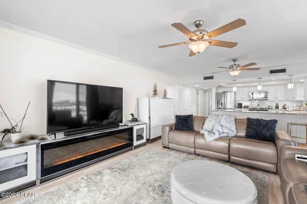 6201 Thomas Drive #401 Panama City, FL 32408