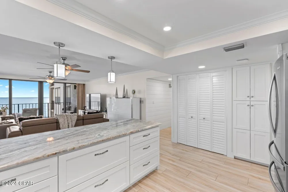6201 Thomas Drive #401 Panama City, FL 32408