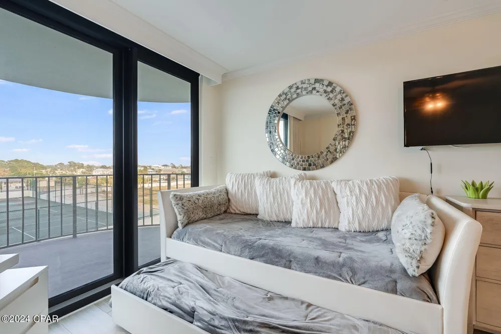 6201 Thomas Drive #401 Panama City, FL 32408