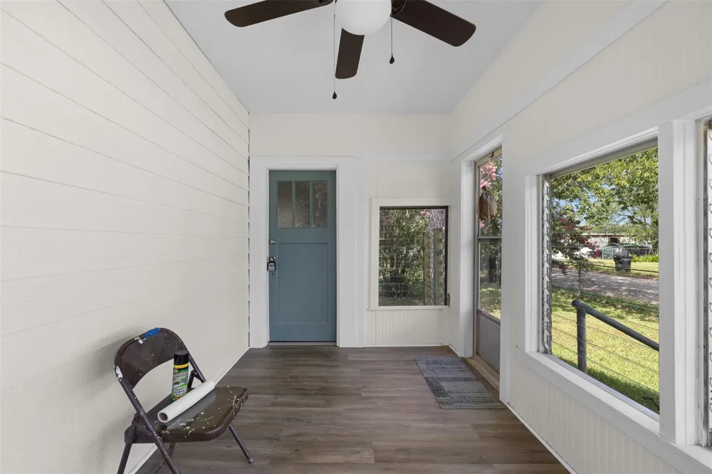 806 Plum Street Caldwell, TX 77836