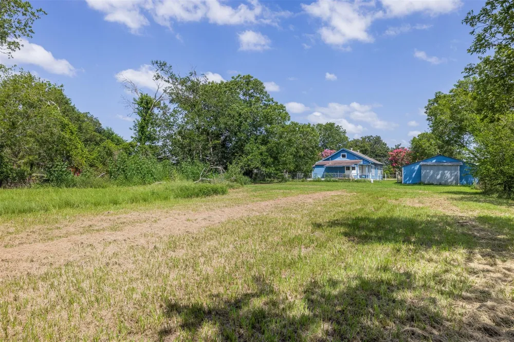 806 Plum Street Caldwell, TX 77836