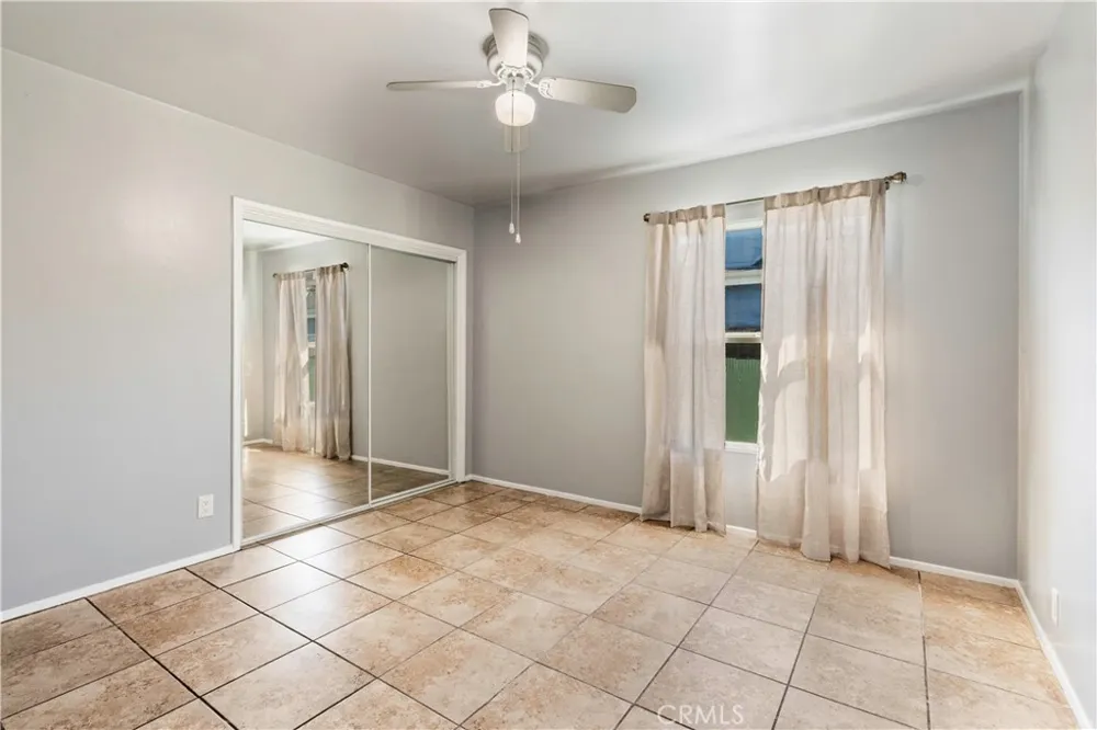 1520 W 215th Torrance, CA 90501