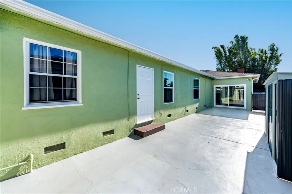 1520 W 215th Torrance, CA 90501