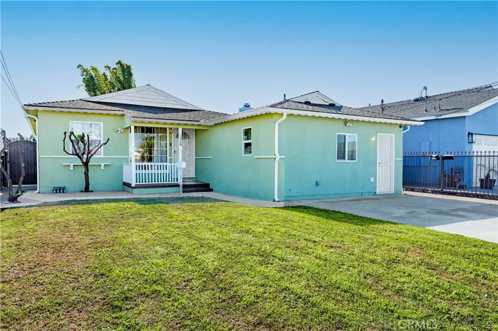 1520 W 215th Torrance, CA 90501