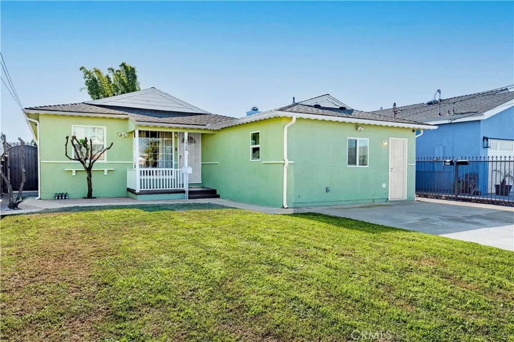 1520 W 215th Torrance, CA 90501