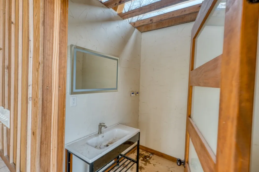 Address Not Shown Uvalde, TX 78801