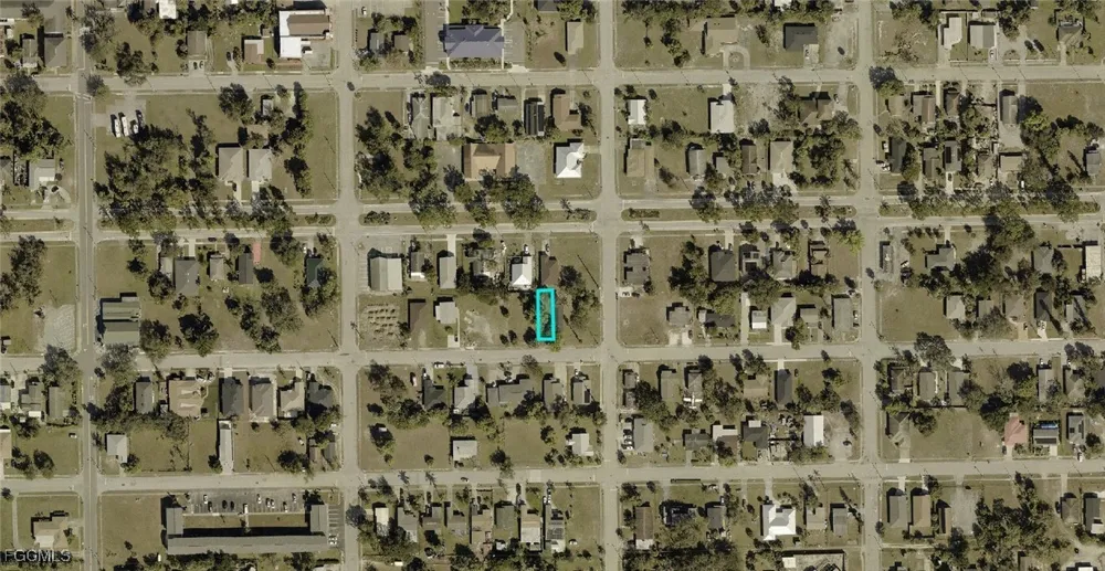 Dunbar Avenue Fort Myers, FL 33916