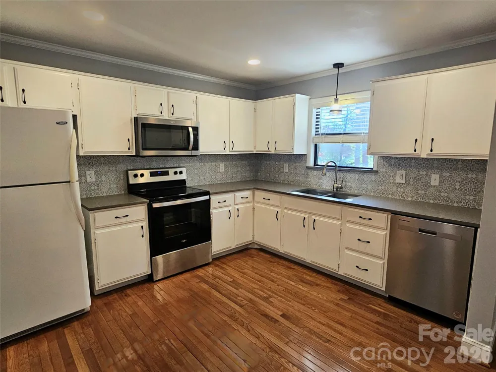 506 Settlement Drive Midland, NC 28107