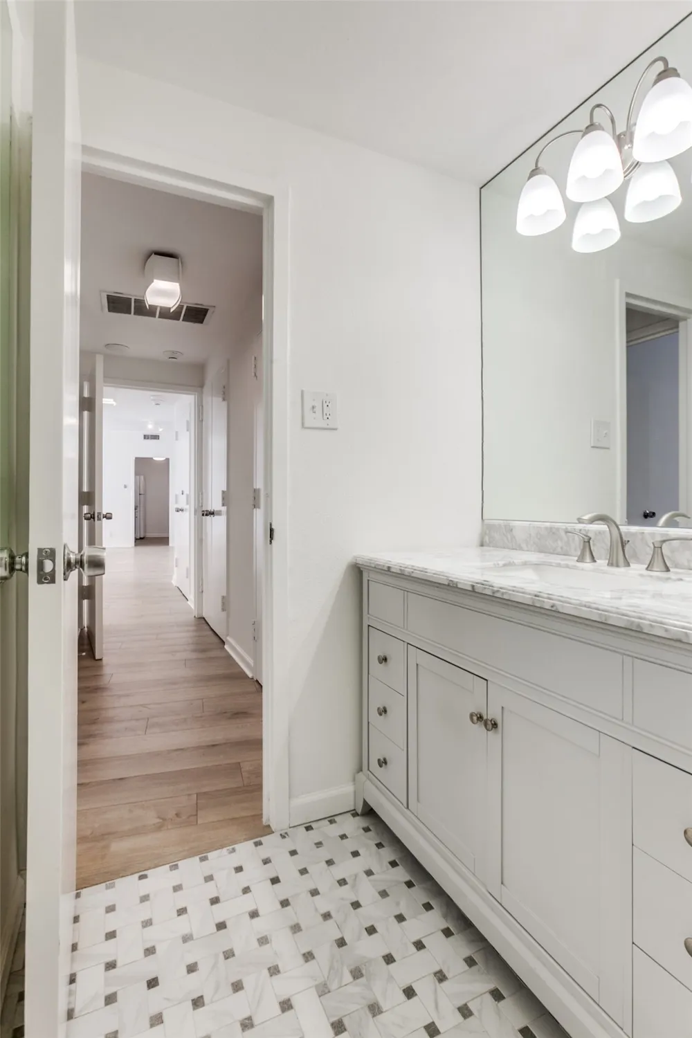 6211 W Northwest Highway #304 Dallas, TX 75225