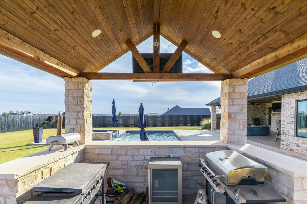 169 Pine Springs Cove Tuscola, TX 79562