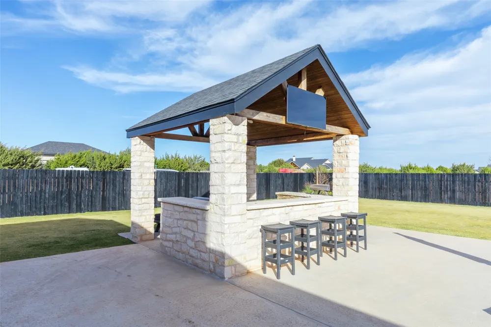169 Pine Springs Cove Tuscola, TX 79562