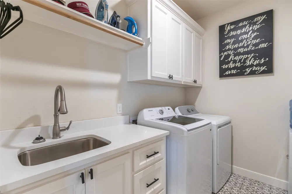 169 Pine Springs Cove Tuscola, TX 79562