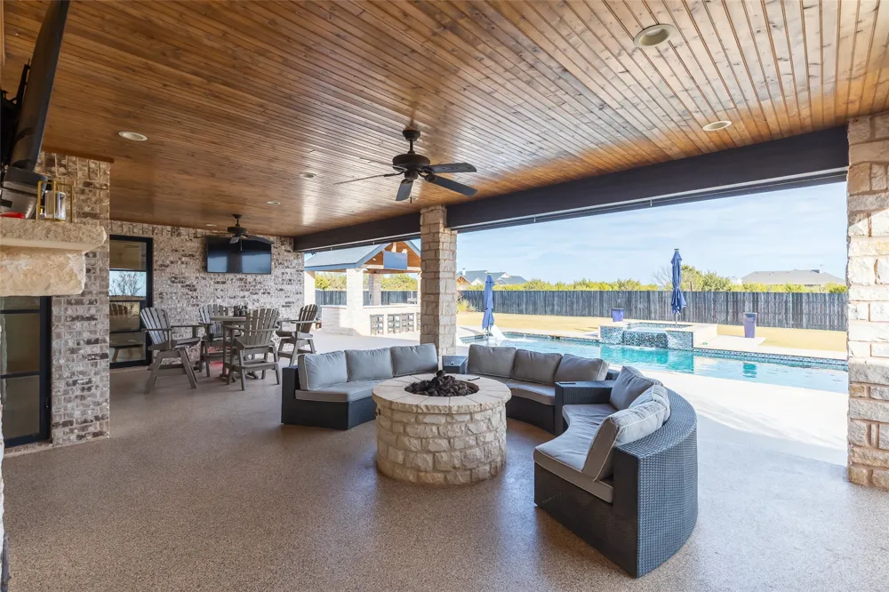 169 Pine Springs Cove Tuscola, TX 79562