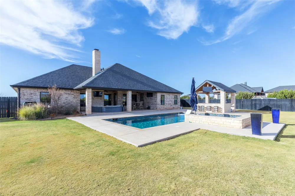 169 Pine Springs Cove Tuscola, TX 79562
